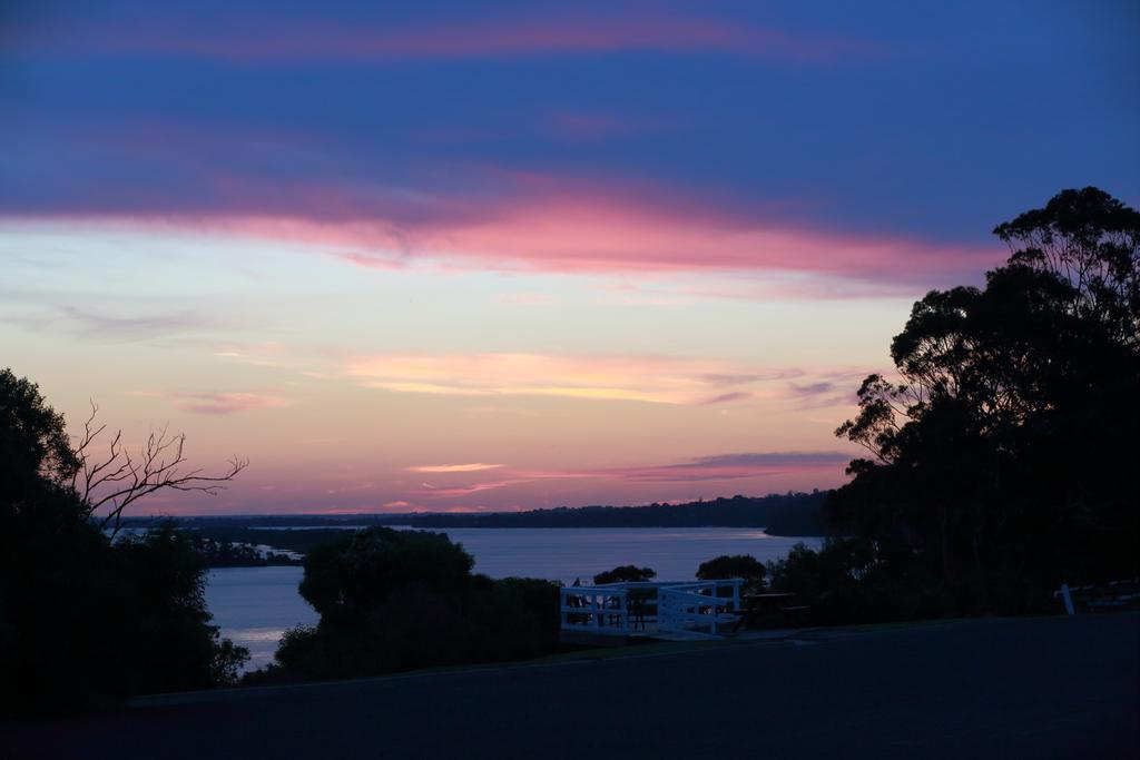 Ocean Views Motel Lakes Entrance Luaran gambar